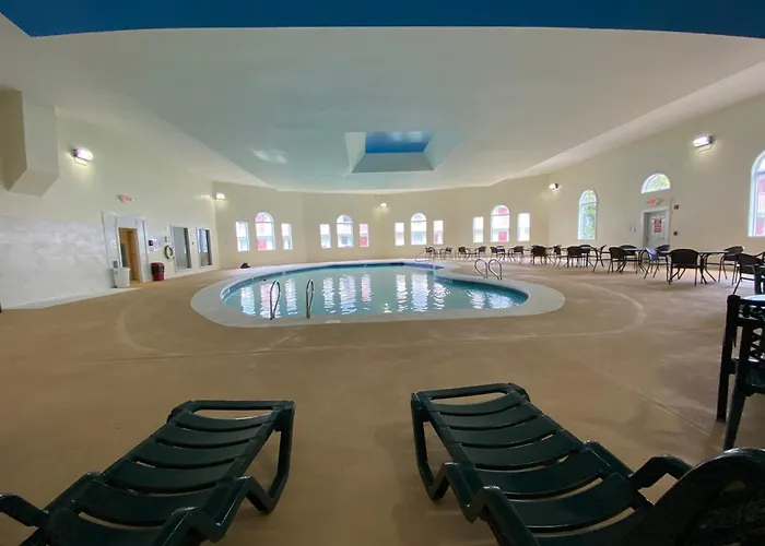 Whalers Inn And Suites