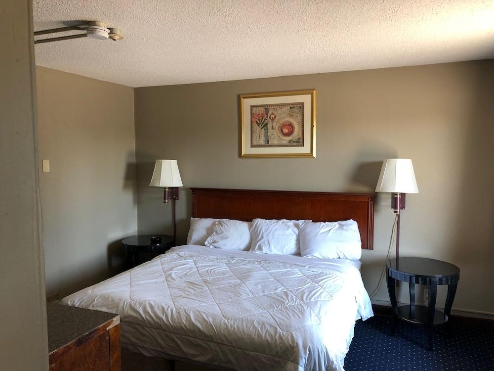 Motel Whalers And New Bedford
