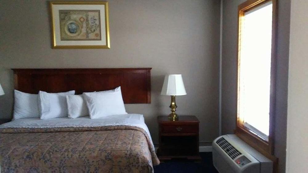 Motel Whalers And New Bedford