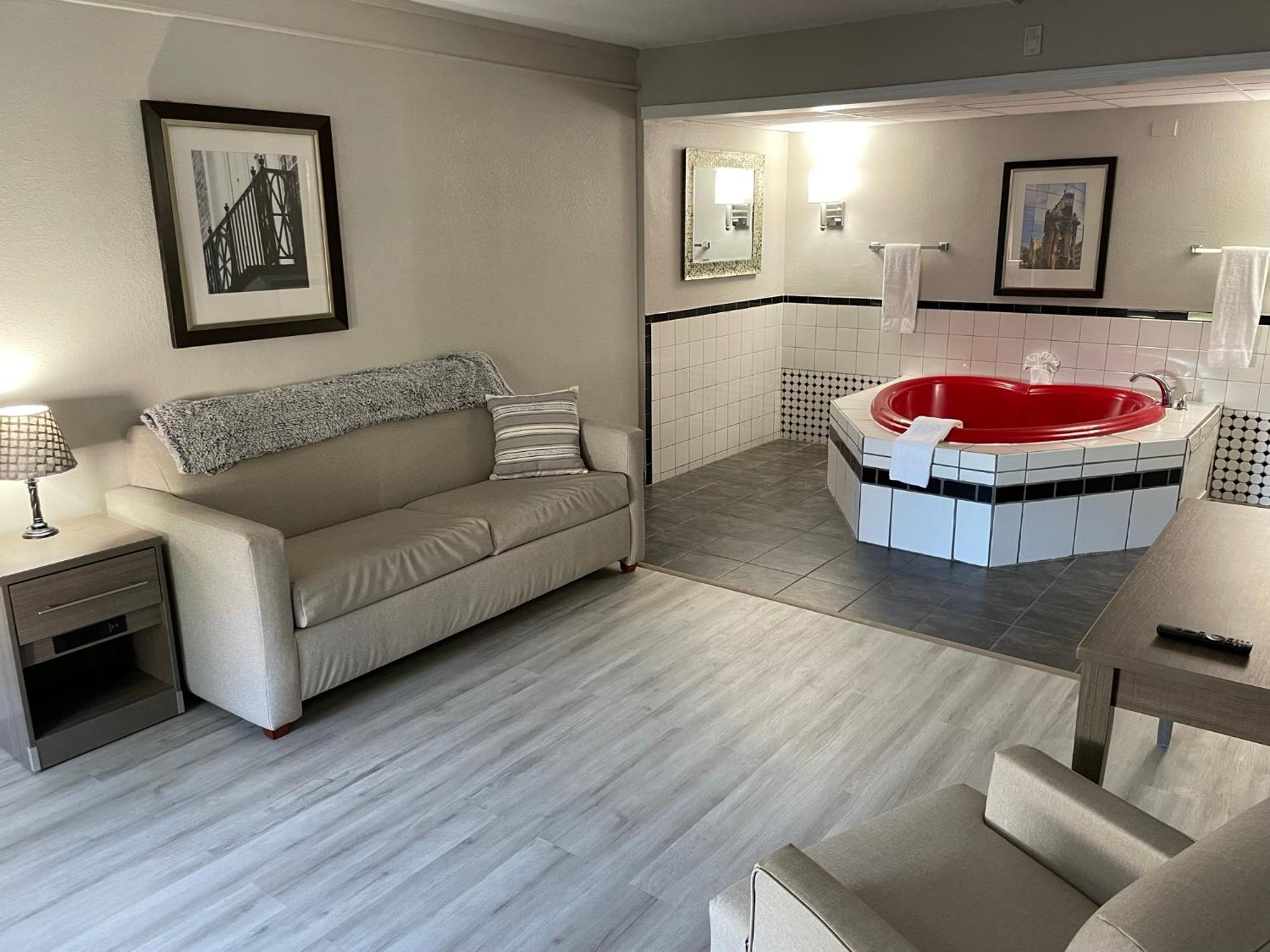 Motel Whalers And
